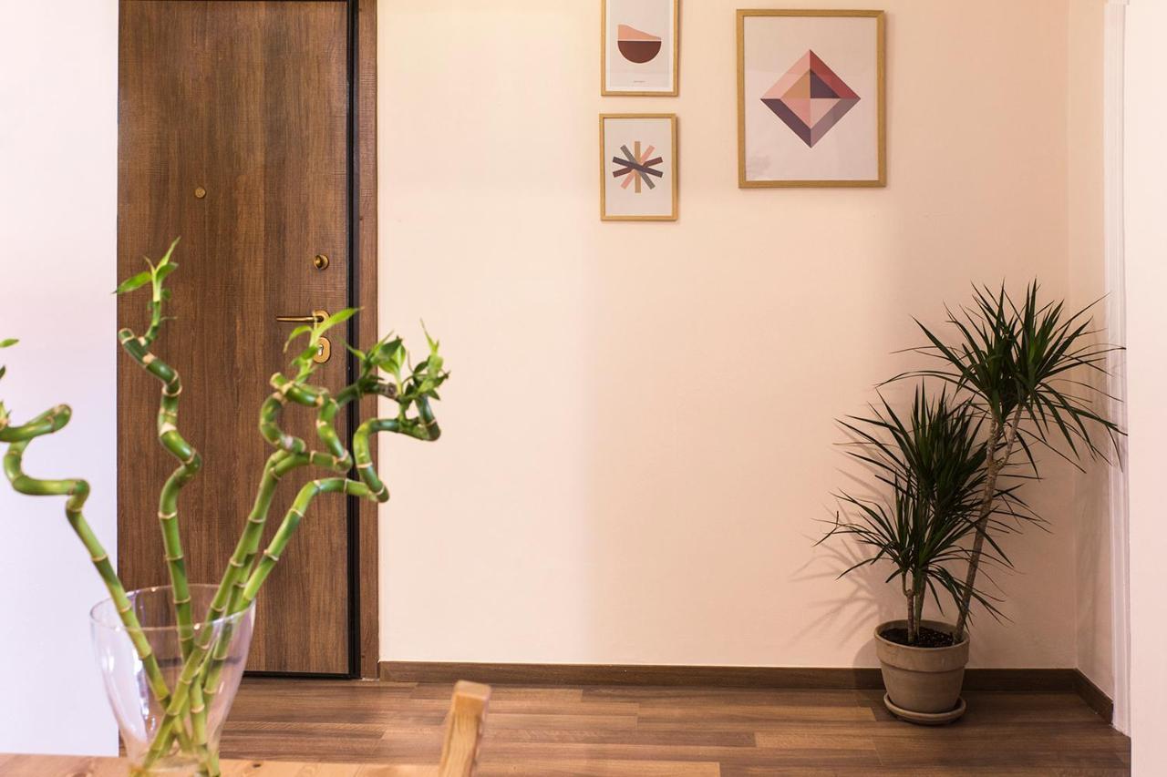 Luxury Apartment With Jacuzzi Close To Acropolis - Living Stone Zircon Athens Exterior photo